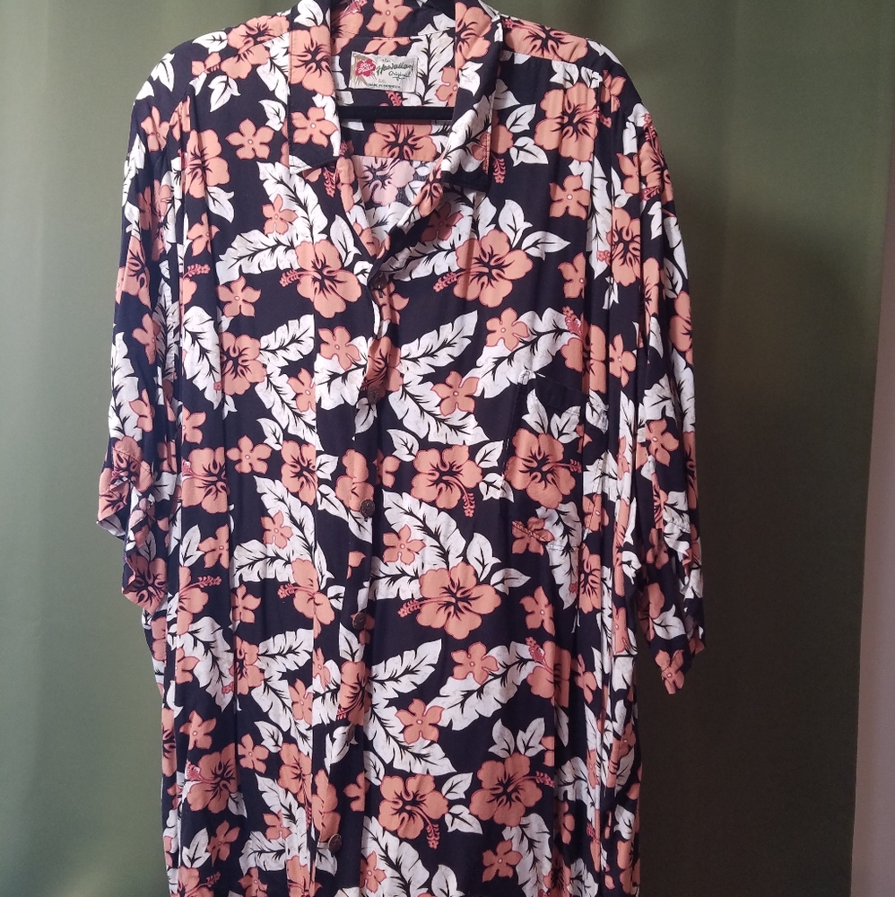 Hilo Hattie Mens 5xl Rayon Coral Flower and Cream Black Button Down Shirt